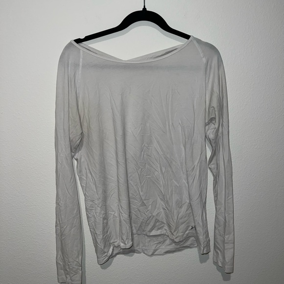 Under Armour White HeatGear Shirt with open back size L - Picture 1 of 3